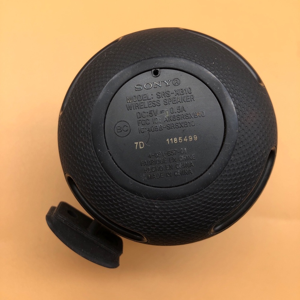 Sony SRS-XB10 Portable Bluetooth Speaker - Picture 5 of 5